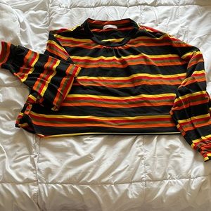 Romwe medium crop top.